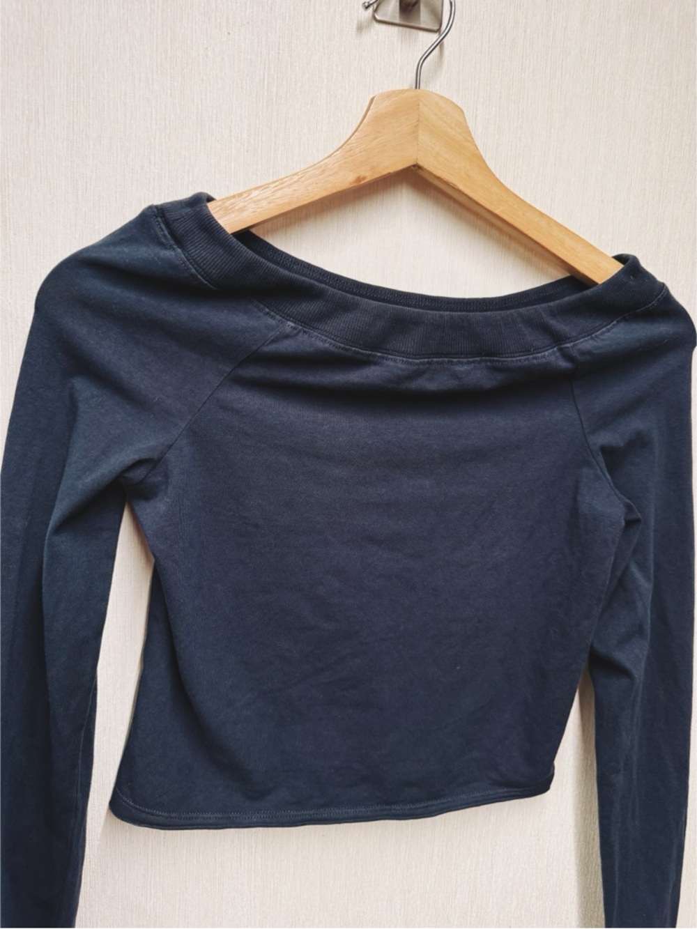 NWOT Free People Movement Navy Hot Shot Easy Long Sleeve Top, Size Small - Picture 3 of 9